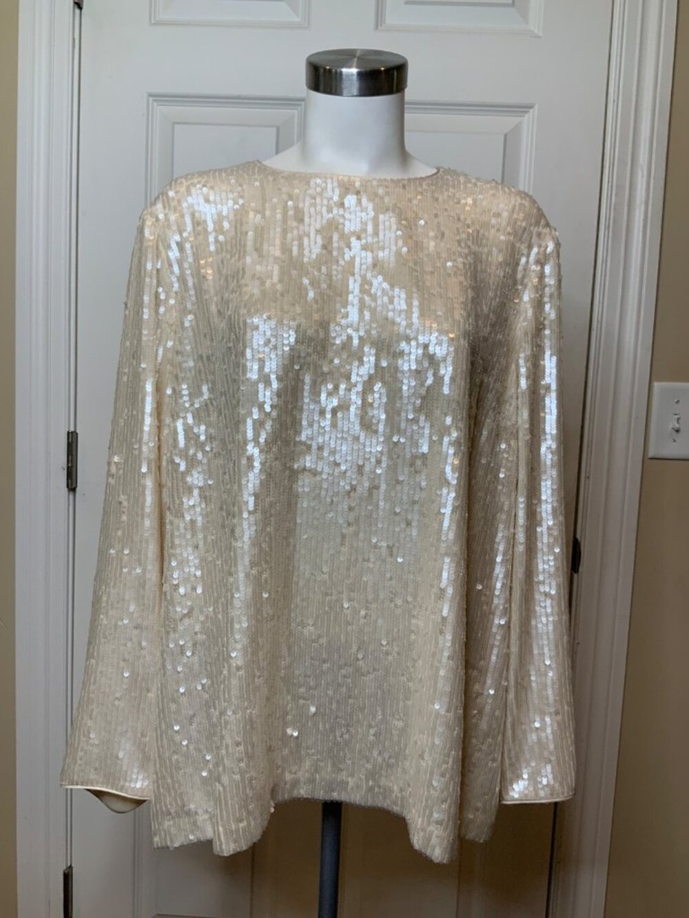 Lafayette 148 New York Cream Gesso Iridescent Sequin Top NWT, Size 2XL